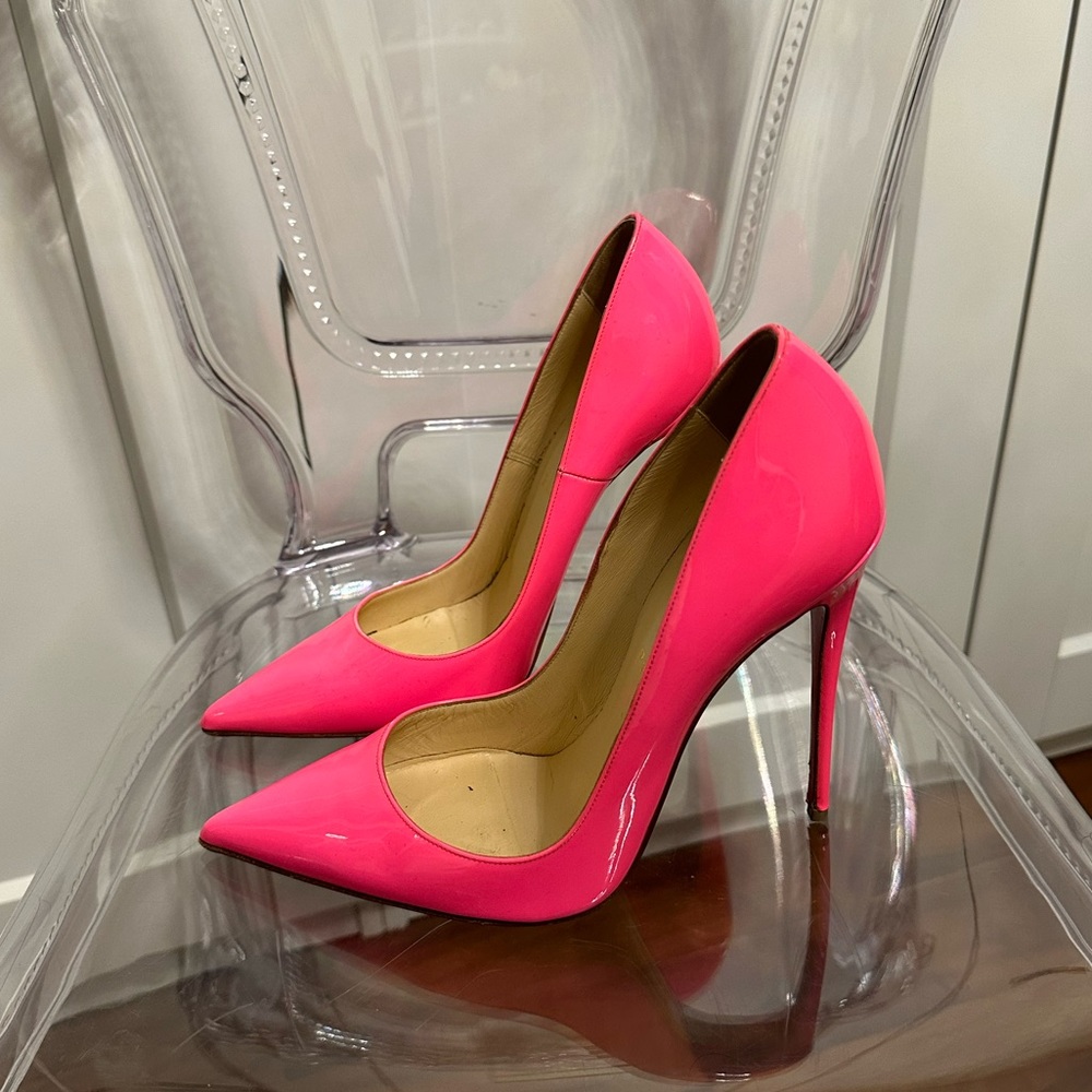 Christian Louboutin So Kate (39.5)